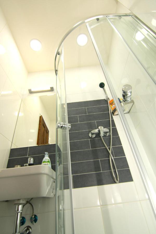 Allstar Vinohrady Ateliers Apartamento Praga